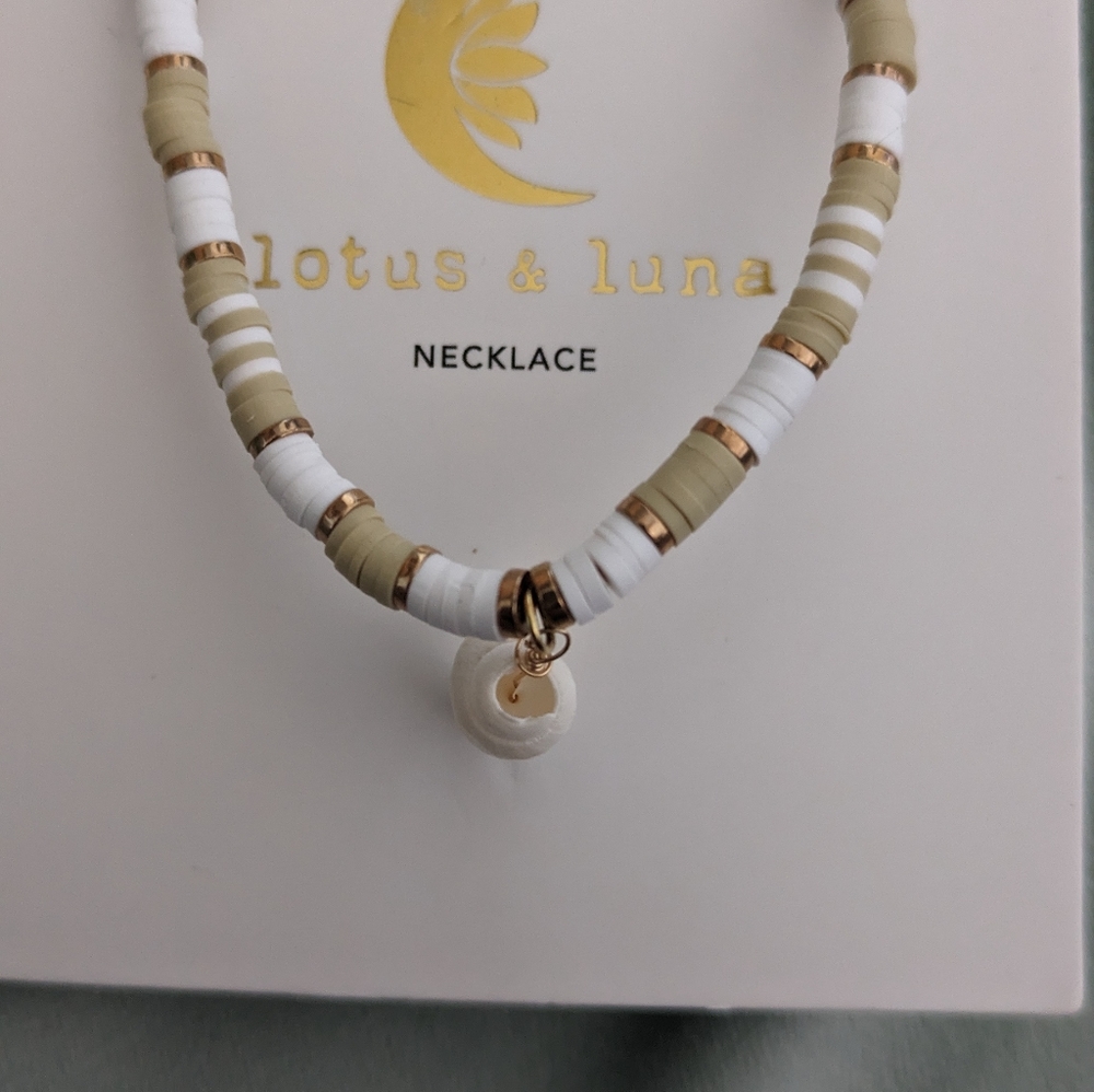 Lotus & Luna Puka Shell Necklace Brand New